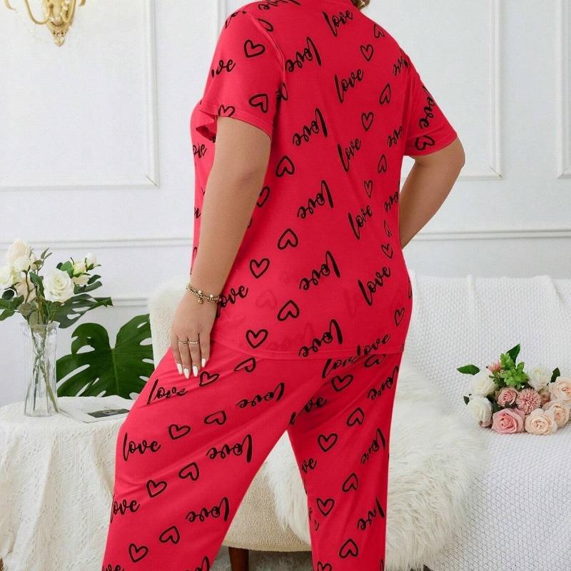Women's Plus Size Heart Print Pajama Set with Round Neck and Short Sleeves for Spring and Autumn