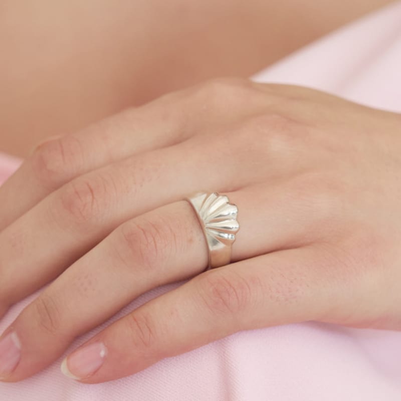 STILL INSTANT Shell Flow Ring