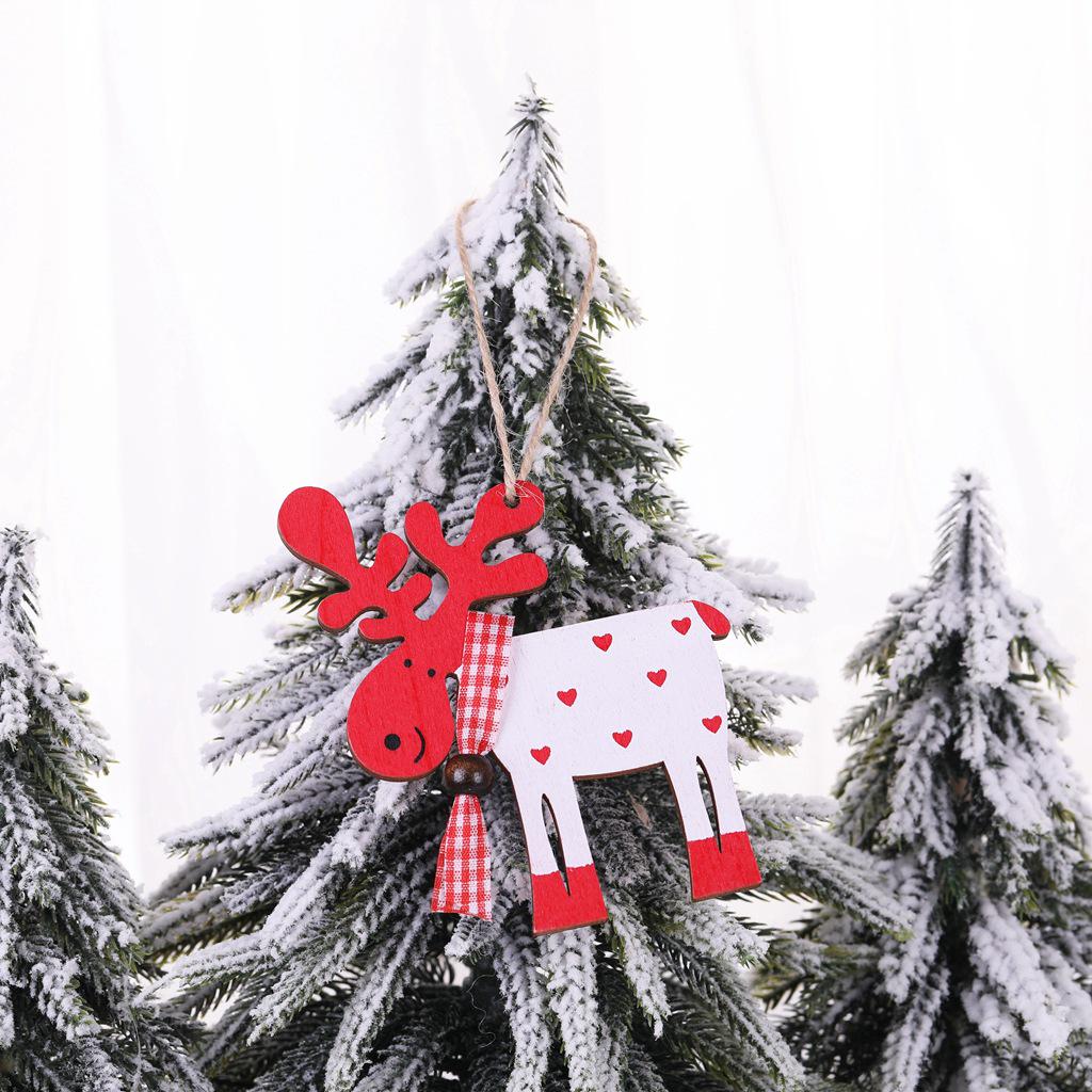 Wooden Reindeer Christmas Tree Ornament – Colorful Holiday Door & Window Decoration