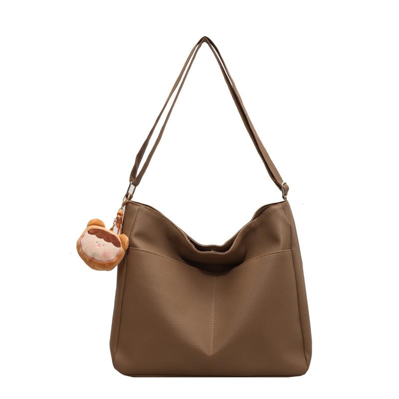 High End Niche Design Shoulder Bag for Women's New Commuter Tote Bag Fashionable and Versatile College Student Class Bag