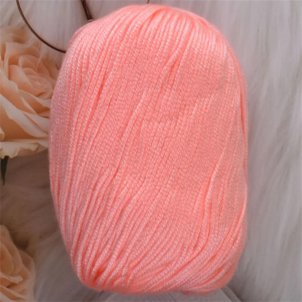 50g Silk Protein Villus Yarn Soft Worsted Hand Knitting Thread 60%Silk Protein 30%Wool 10%Cashmere Skin Friendly Yarn 110m/120yd