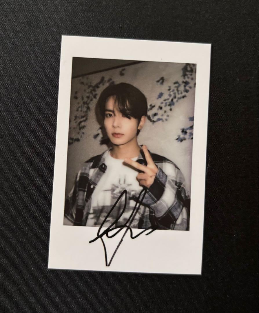 

[USED] ENHYPEN UNTOLD Yizhiyu Chinese Trading Card AR 8.0 Hisun