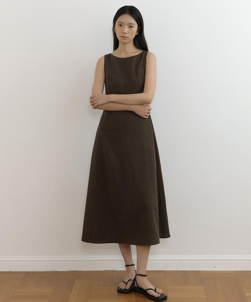 Lingseoul Linen Sleeveless Boat Neck Long Flare Dress-Brown