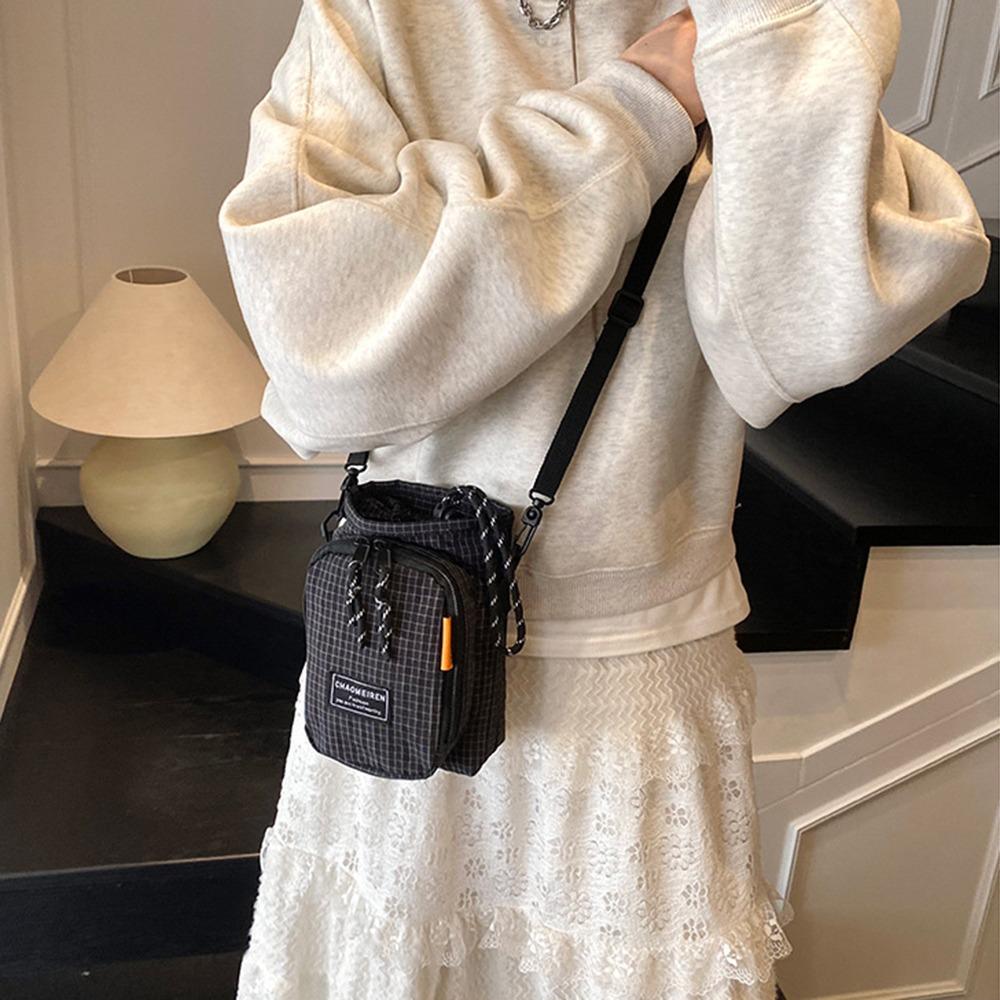 Adjustable Strap Nylon Crossbody Bag Casual Mini Square Bag Simple Mobile Phone Pouch  Male/Female