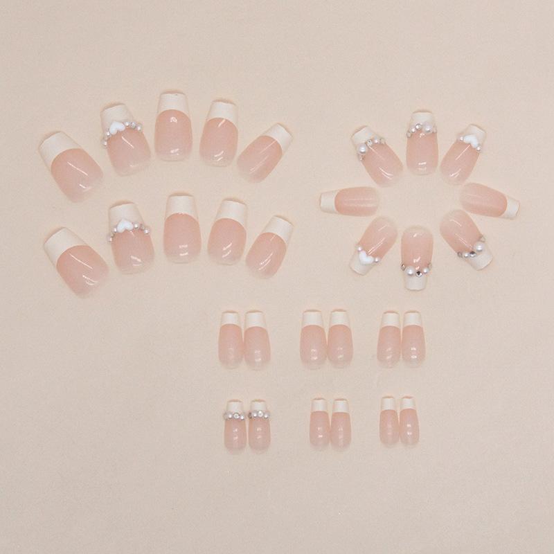 24 buc. Scurtă Balet White Pearl Burst Flash Cream Galben franceză drăguță Fată Unghii false Produs finit Purtând unghii în vânt