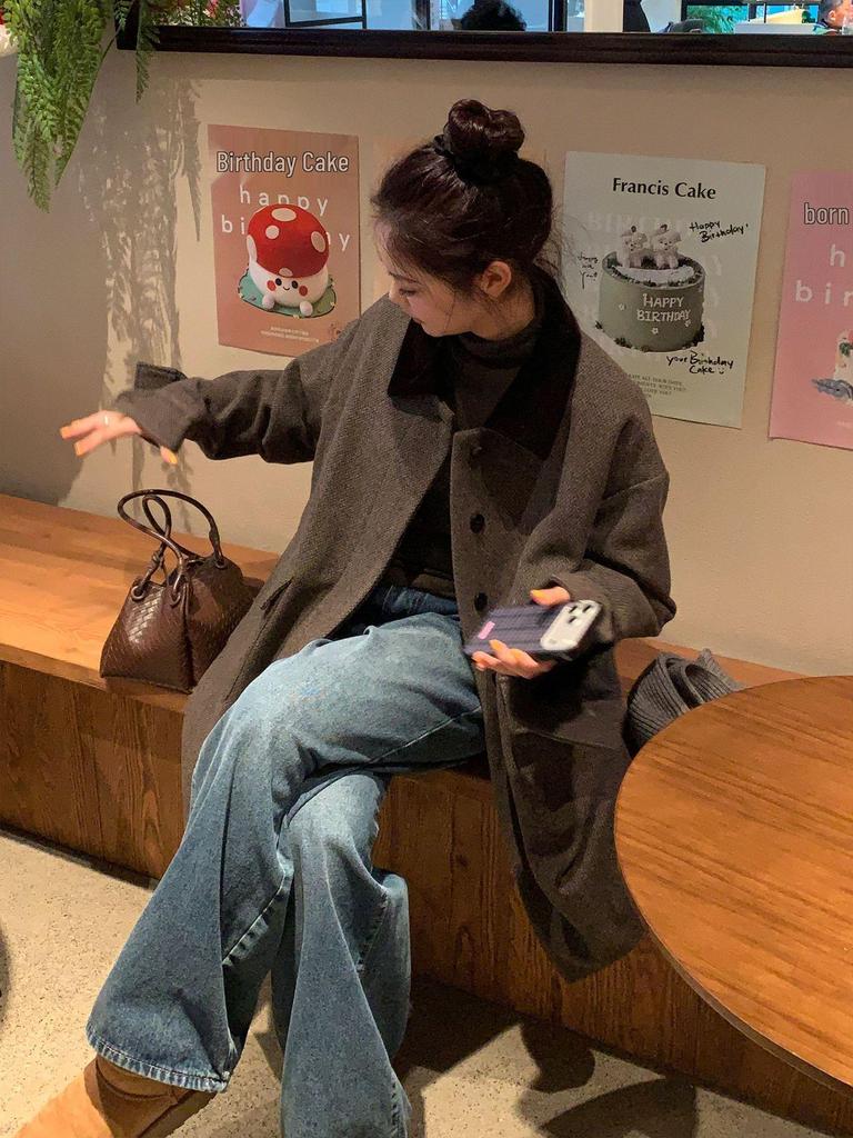 Plus Size Women's Korean Style Wool-Blend Down Coat 2025: Loose, Warm, Windproof Lapel Jacket