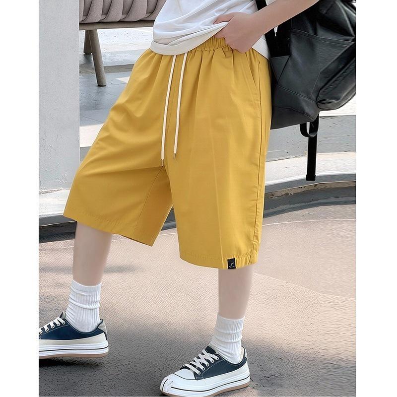 Boys' Summer Casual Korean-Style Shorts - Mid-Length Trendy Capri Pants