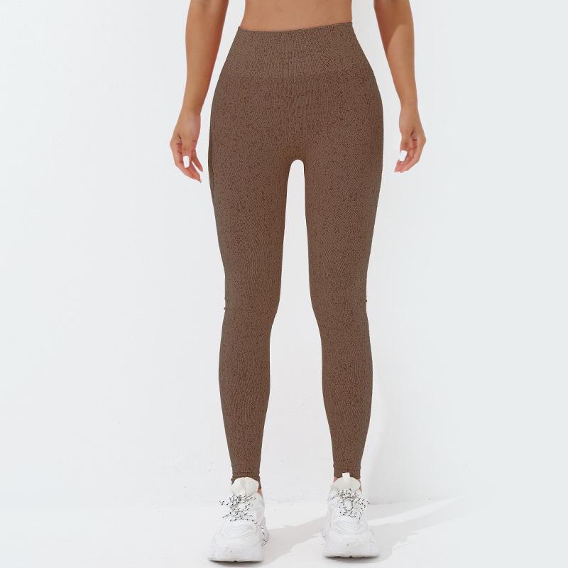 

Бесшовные леггинсы для йоги с высокой талией для женщин - Подтягивающие бедра, Слим-фитнес-брюки с дизайном «персиковые ягодицы» Small коричневый