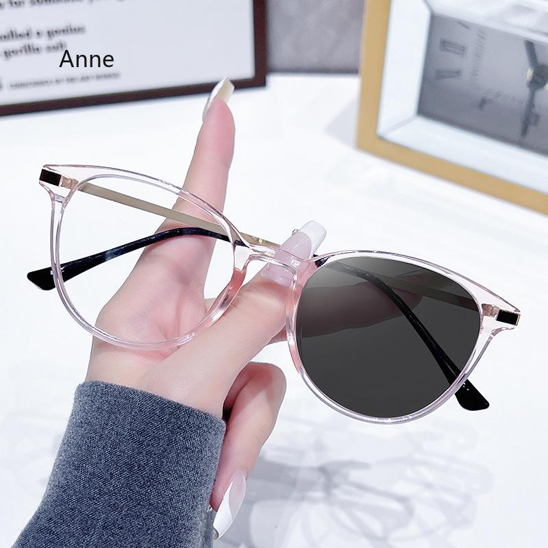 Retro Photochromic Anti-blue Light Glasses Fashionable Personalized Cat-eye Metal Women's Glasses  Gafas Hombre