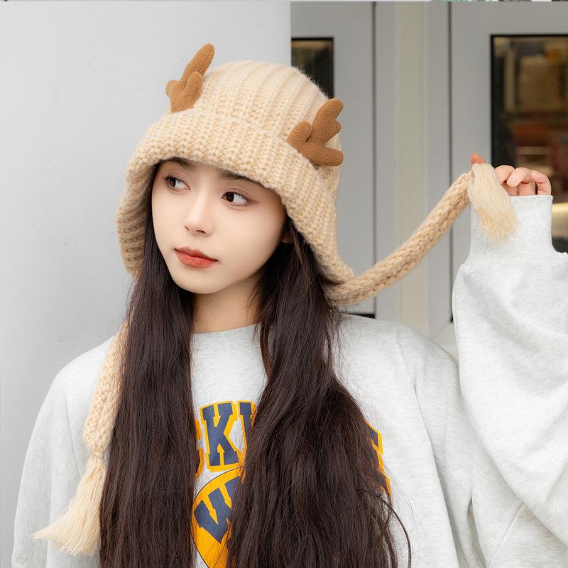 

New Christmas hat antlers wool hat women s autumn and winter big head circumference fleece thermal pullover hat versatile ear protection hat One size fits all бежевий