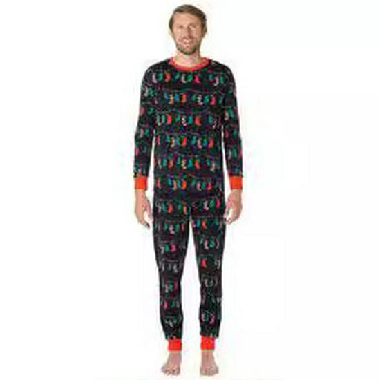 2025 Autumn/Winter Family Matching Outfits: European & American Print Sleepwear for Parents & Kids (Family of 3-4)