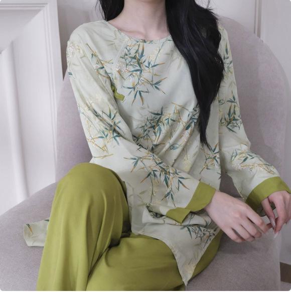 Spring/Summer new cotton silk new Chinese floral print pajamas, women's frog button loungewear, cotton silk set, vintage national style