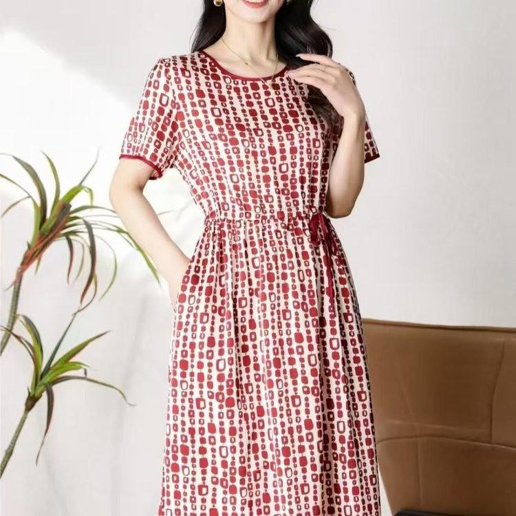

Elegant 2026 Summer Floral Short Sleeve Dress for Middle-Aged and Elderly Women 3XL (130-145 jin)