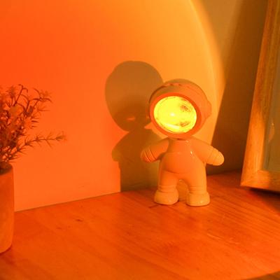 Astronaut Night Light Motion LED Bulbs Decoration Bedroom Projector Sunset Ambience Night Light Photo Shooting Light Espejo