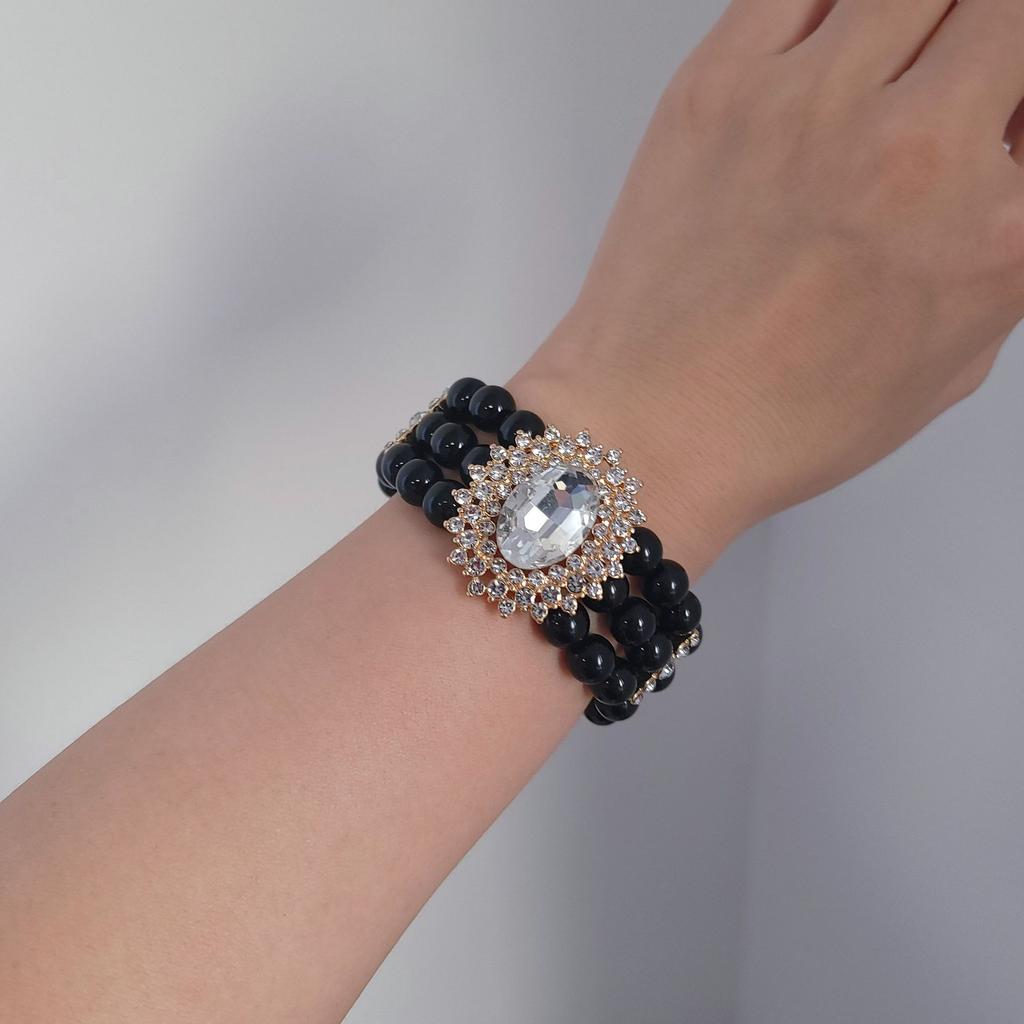 Crystal diamond multi-row imitation pearl necklace exaggerated atmosphere short choker retro Internet celebrity necklace women