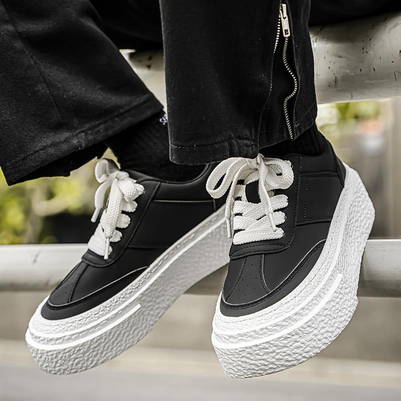 Nuevas zapatillas de skate clásicas de moda para hombre, de suela gruesa y caña baja, cómodas zapatillas de baloncesto con suela suave