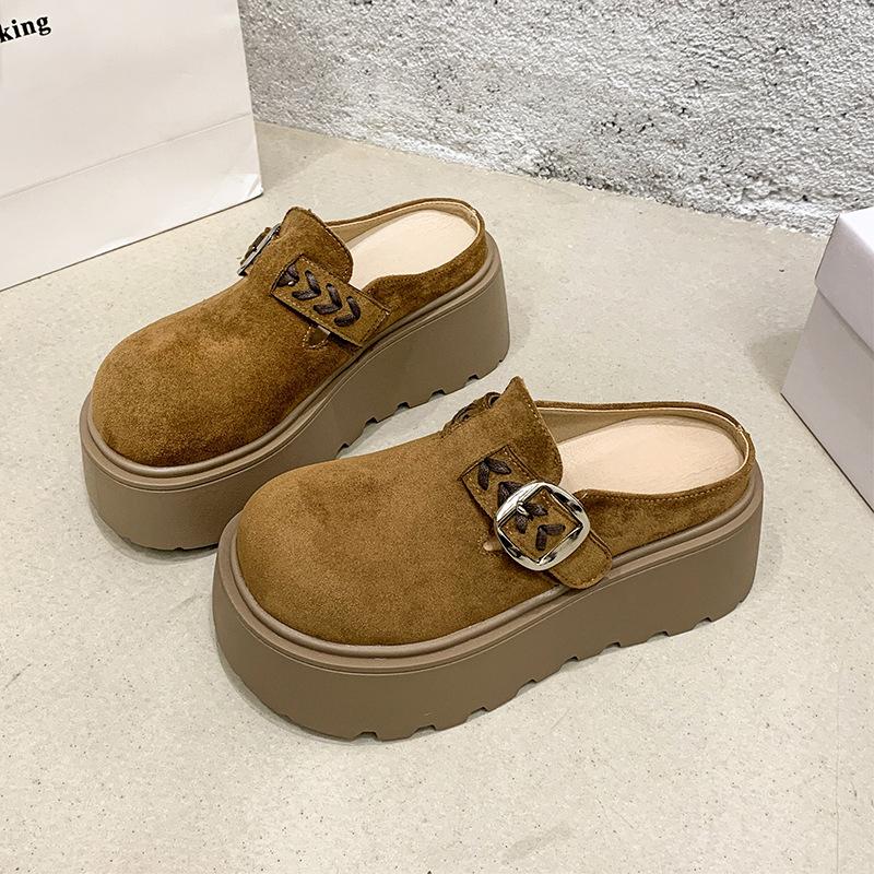 Small Thick-soled Boken Shoes Women's Baotou Spring and Autumn 2025 New Fashion One-pedal Muffin Birken Slippers