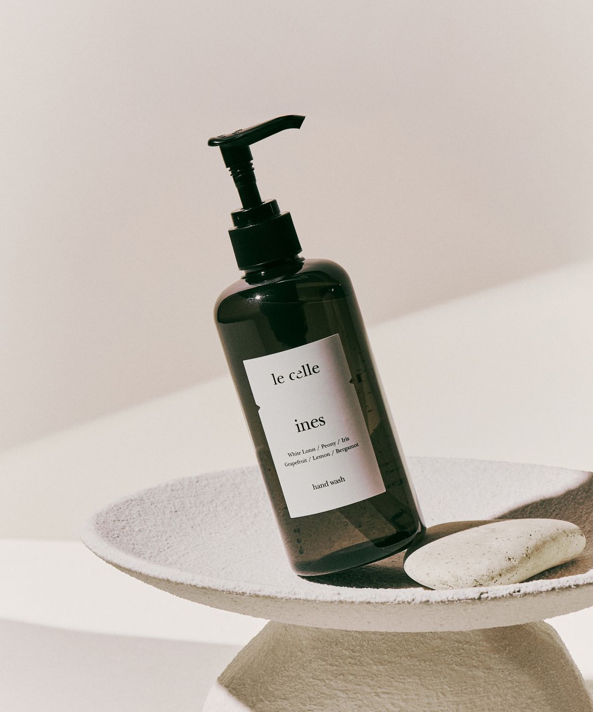 Perfume Hand Wash 300ml [Moisturizing Cleansing and Deep Lingering Scent] Le Mare