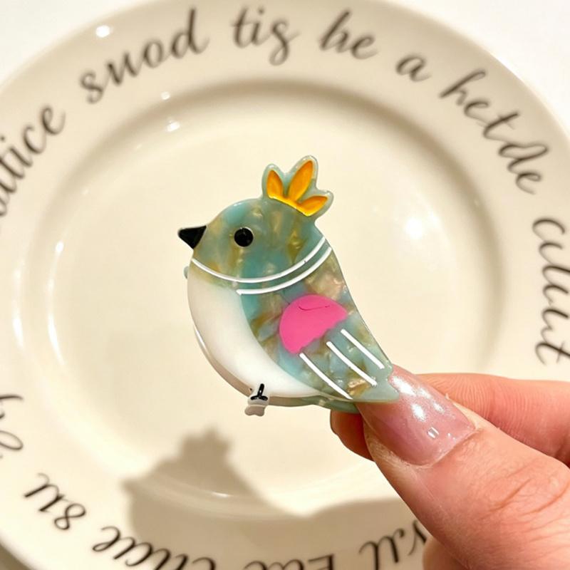 Stylish Bird Hair Claw Clip for Bangs Lovely Design for Everyday Wear