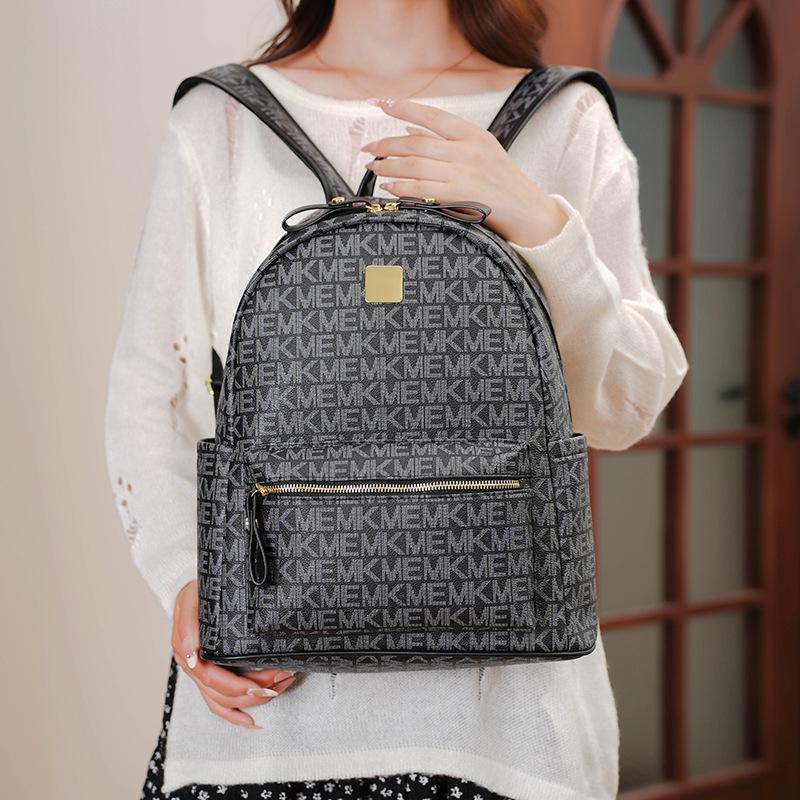 Trendy Large Capacity Women's Korean Style Backpack - Versatile Fashion for School or Commute