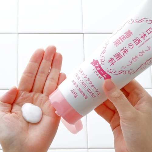 Kikumasamune Sake Facial Cleanser RN 200g Squalane Large Capacity Facial Cleansing Foam Dense Foam