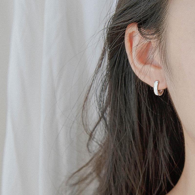 Damen Runde Ohrstecker - Trendige Kreis Ohrklemmen, Schlaf-in-Stil, Koreanische Mode