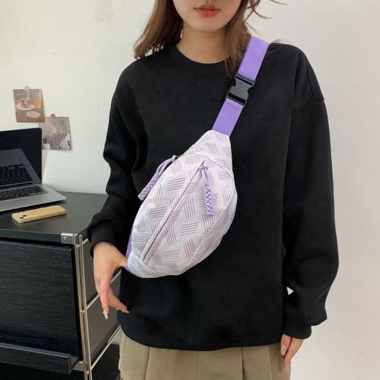 Dámská malá crossbody taška, ledvinka s nastavitelným popruhem, přenosná náprsní taška pro každodenní cestování, práci, dojíždění a další aktivity.