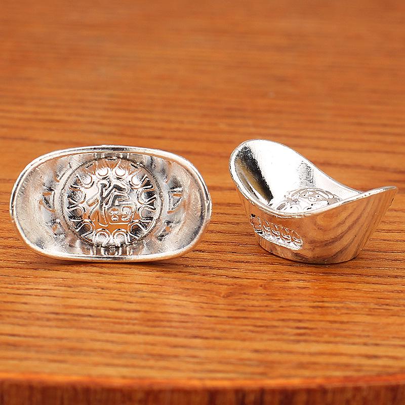 Silver Fu Character Ingot Ornament - Ideal Gift for Birthdays, Sales Meetings, Investments, and Scenic Spots.