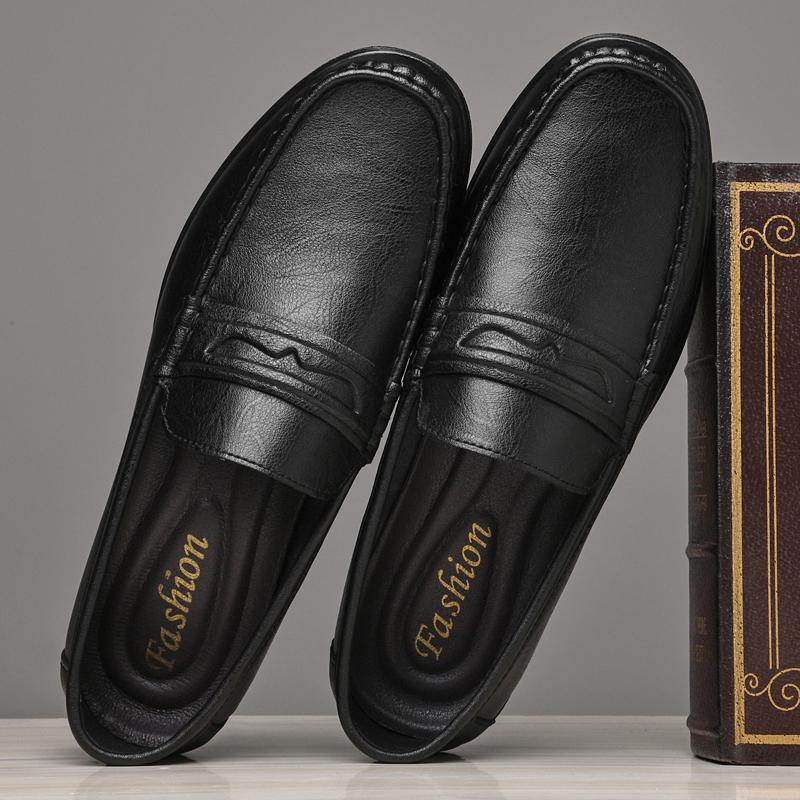Plus Size Split Leather Shoes Men Loafers Comfortable Casual Shoes Men Flats Moccasins Men Driving Shoes