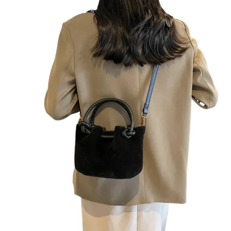 Pevná vnitřní přihrádka Ležérní crossbody tašky Módní šicí nit Horký výprodej Tašky pro ženy Otevřená kapsa Pu Dámské kabelky