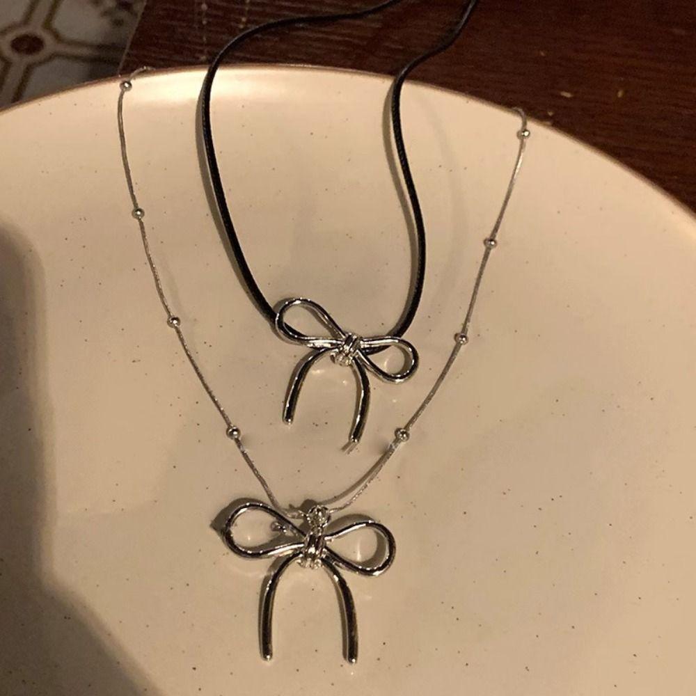 Silver Bowknot Necklace Classic Bowk Clavicle Chain Beauty Snake Chain Choker  Party
