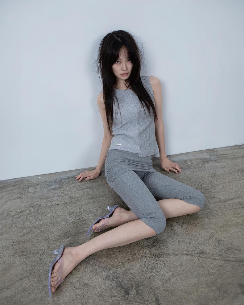Yokitoki Folding Shirring Capri Leggings [Grey]