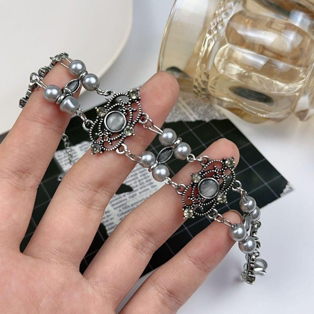 Hollow Double Layer Necklace Vintage Pearl Metal Necklace Fashion Women Collarbone Chain Unisex