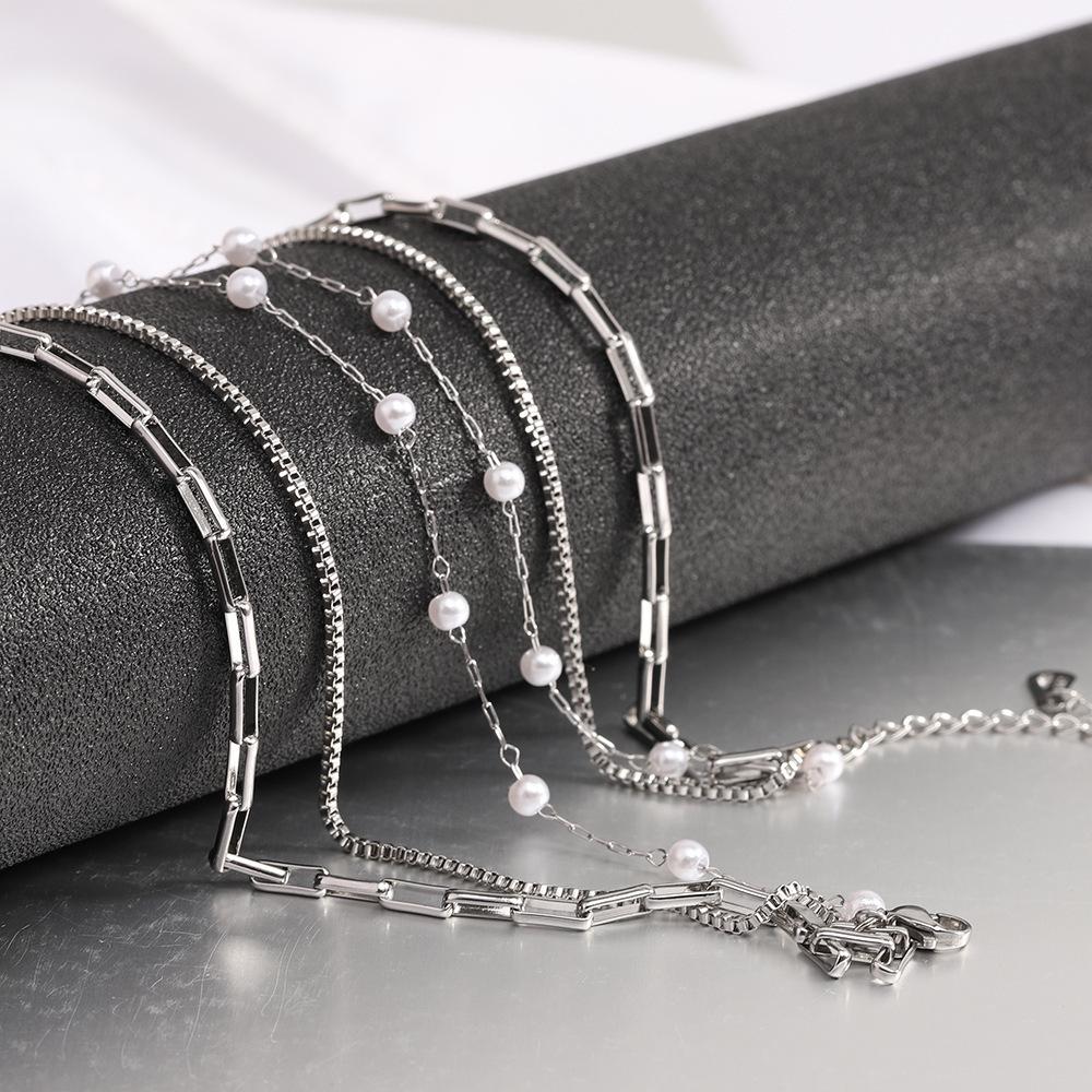 18K Gold Triple-Layer Chain Necklace with Pearl Accent - Stylish Stainless Steel Design for Women