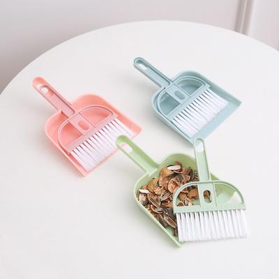 2Pcs/Set Small Broom Dustpan Reusable Desktop Cleaning Compact Hanging Hole Mini Cleaning Broom Dustpan Office Supplies