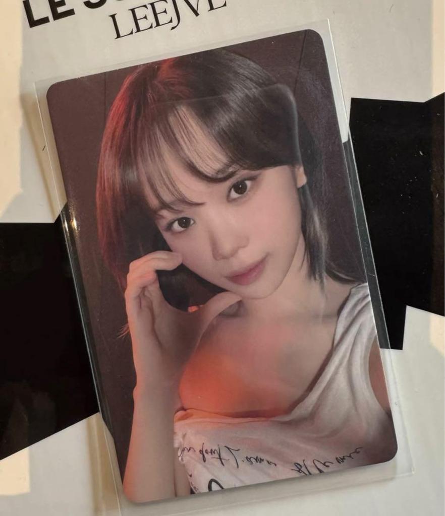 [USED] LESSERAFIM Chaewon Chinese Beijing Pop-Up Purchase Bonus Trading Card