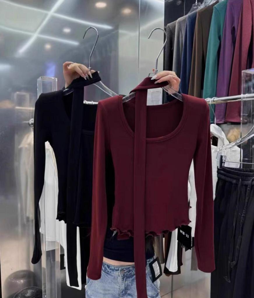 2025 Fall Korean Solid Color Casual Round Neck Long Sleeve Short Bottom T-Shirt for Small Men.