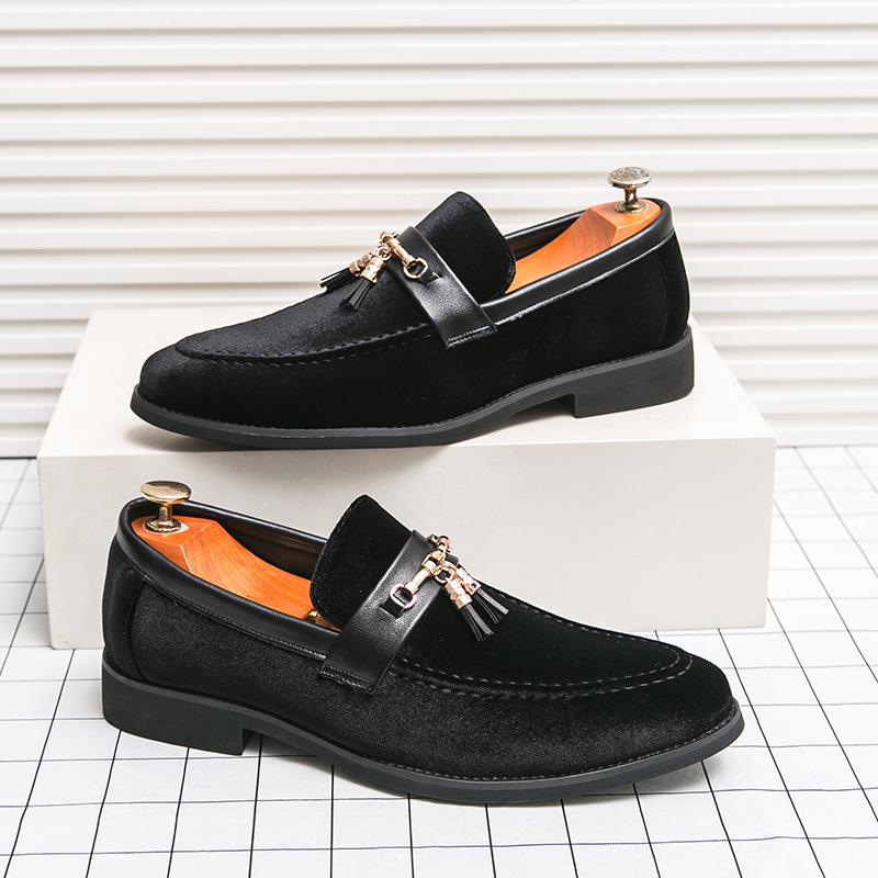 

Foreign trade large size loafers British style velvet soft and comfortable Doudou shoes fashion casual one-pedal business men s shoes 46