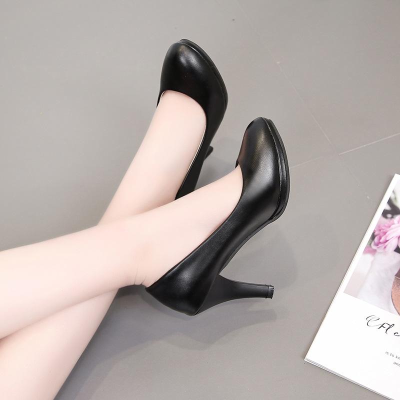 Fashion Single Shoes Women's Four Seasons Work Shoes Small Leather Shoes Black Single Shoes Scoop Shoes