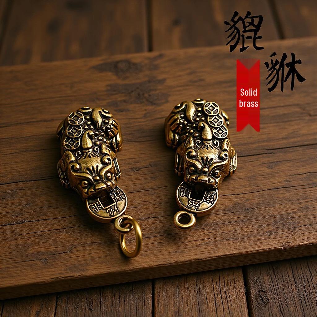 Brass Pixiu Keychain with Five Emperor Coins - Auspicious Clouds Pendant & Personalized Car Ornament Handicraft.