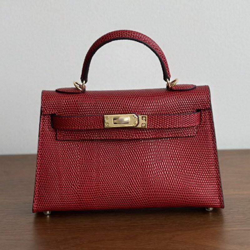 

New second-generation bag, lizard-pattern cowhide, genuine leather, shoulder crossbody handbag, small square bag, women s bag. 19cm*6cm*13cm