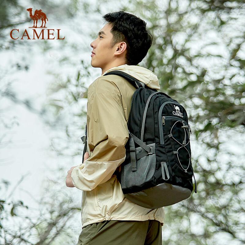 Camel 30L Unisex Backpack