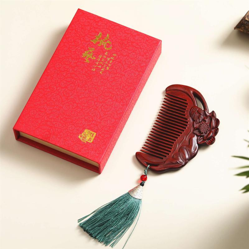 Red Sandalwood Lotus Massage Comb