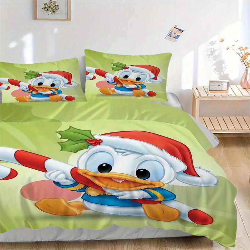 

3pcs Christmas Donald Duck Holiday Quilt Cover Set (1 Quilt Cover + 2 Pillowcases Without Pillow Core), High-Definition Printing for Home an 135x200cm