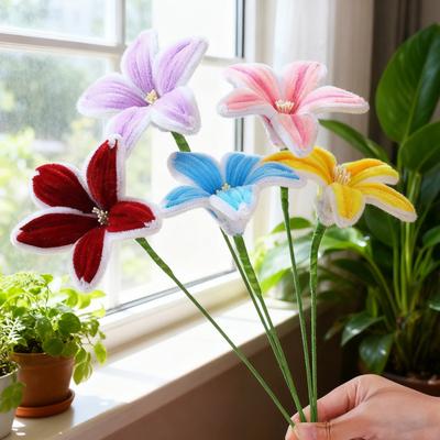 Finished Pipe Cleaner Flower Handmade Long Stem Lily Flower Craft Preserved Fake Flowers Gift for Anniversary Birthday Mother's Day