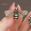Chest Brooch Bee And Chain Decor Faux Pearl Rhinestone Clothes Jewelry for Prom Party Retro Lapel Pin Bag Decoration Pin
