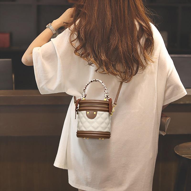 Bags autumn and winter new women's bags bucket bags messenger bags leather high-end versatile portable small bags