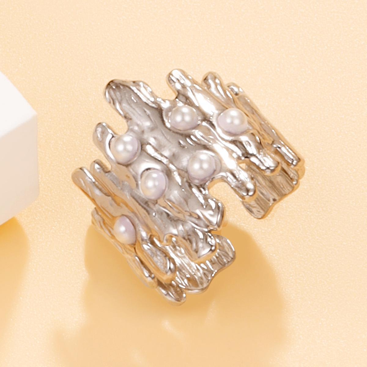 18K Gold Plated Irregular Texture Faux Pearl Ring in Titanium Steel