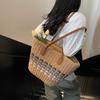 Women's portable treasure vegetable basket straw beach bag spring new large-capacity tote bag travel leisure bag