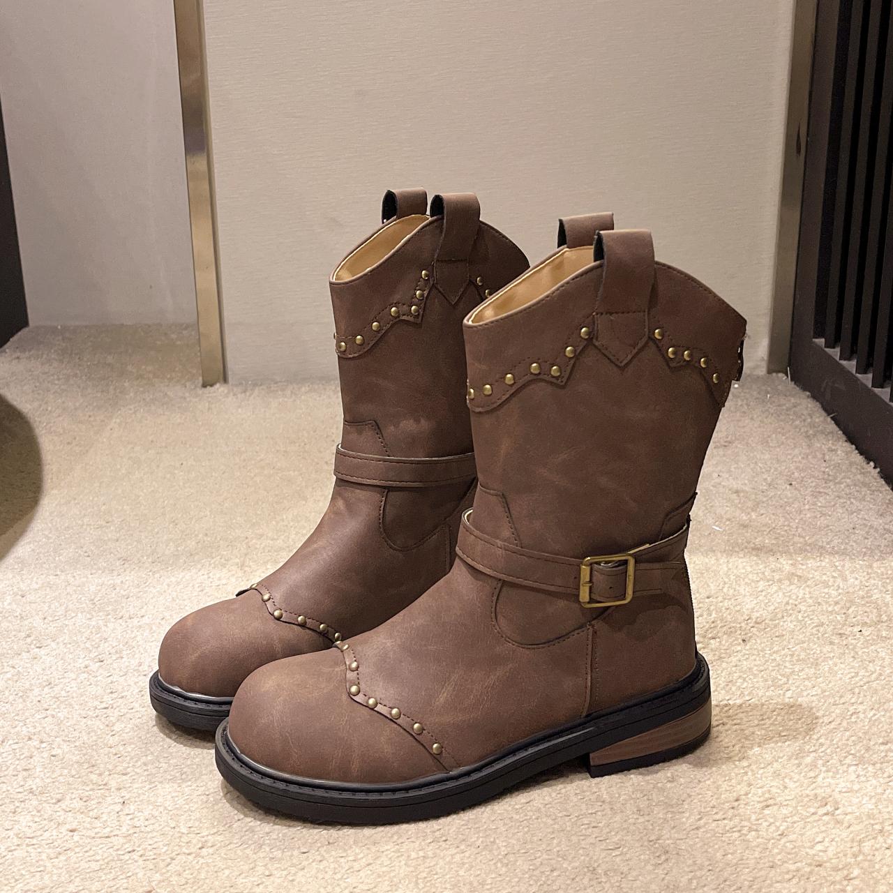 

Зимняя меховая теплая обувь женские ботильоны на платформе в стиле вестерн квадратный каблук модные дизайнерские короткие плюшевые зимние ботинки женские сапоги 40